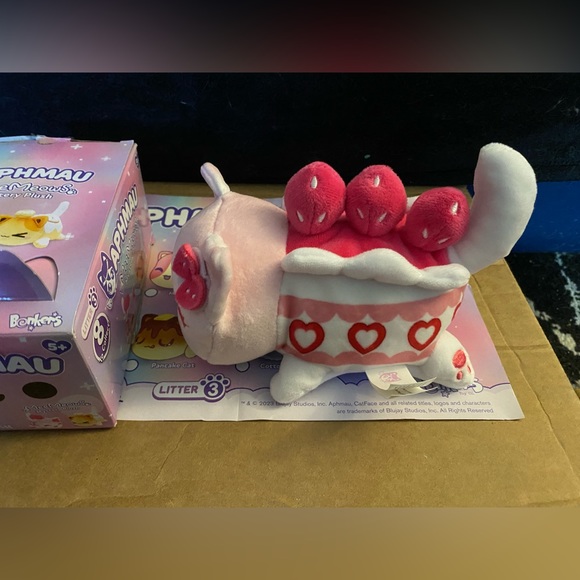 Aphmau Toys Nwt Aphmau Meemeow Plush Strawberry Shortcake Cat
